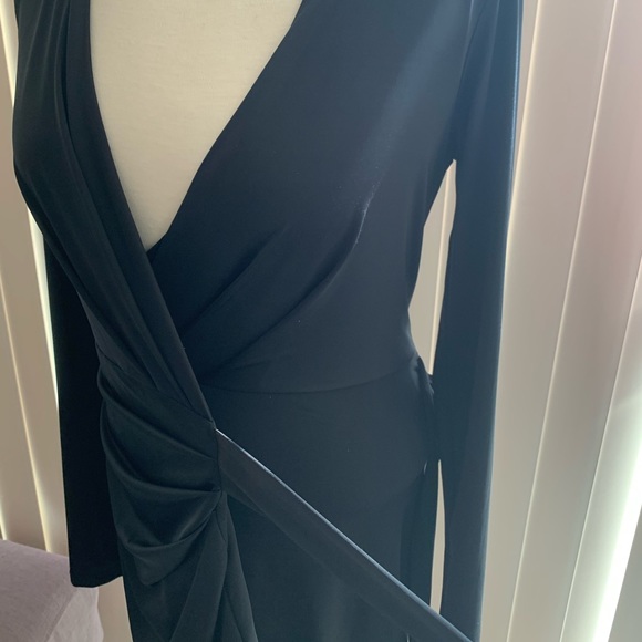 Criss cross mini black dress - Picture 3 of 3